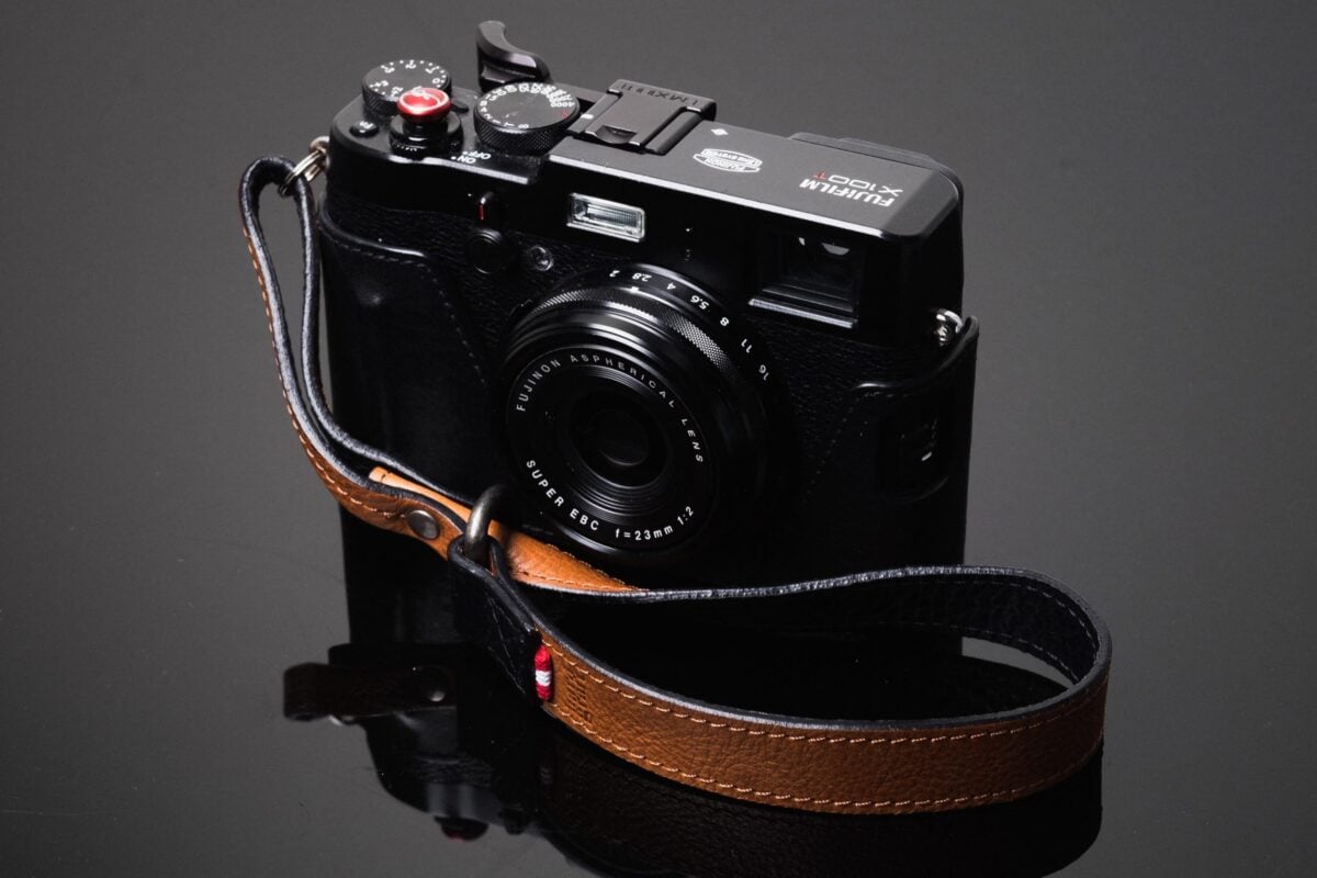 Must-Have Accessories Fujifilm X100F | Alik Griffin
