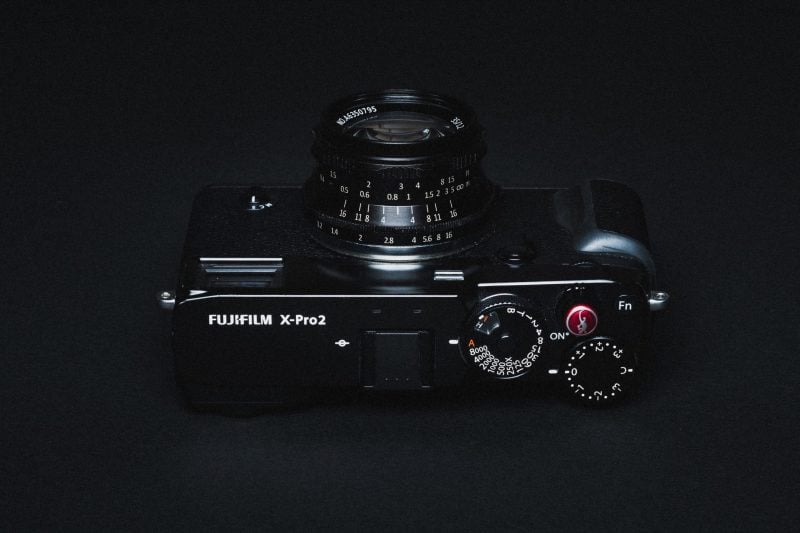 7Artisans 35mm f1.2 On The Fujifilm X-Pro 2