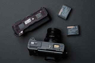 Vertical booster grip with batteries on the X-T2