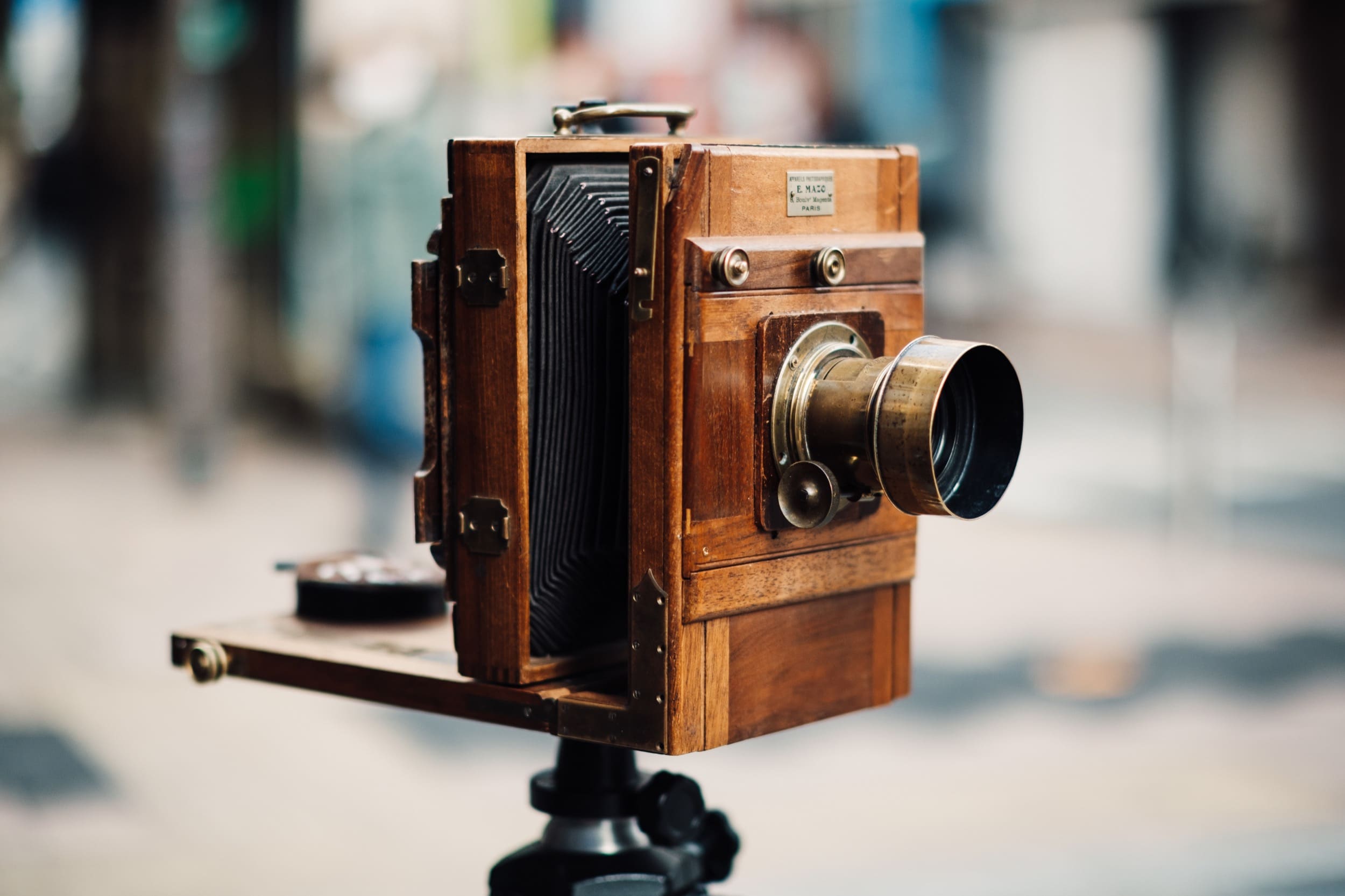 Photo of a super old camera with great background bokeh.