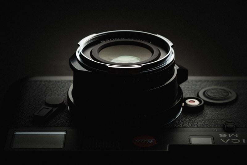 Voigtlander 35mm f2 on Black Leica M6